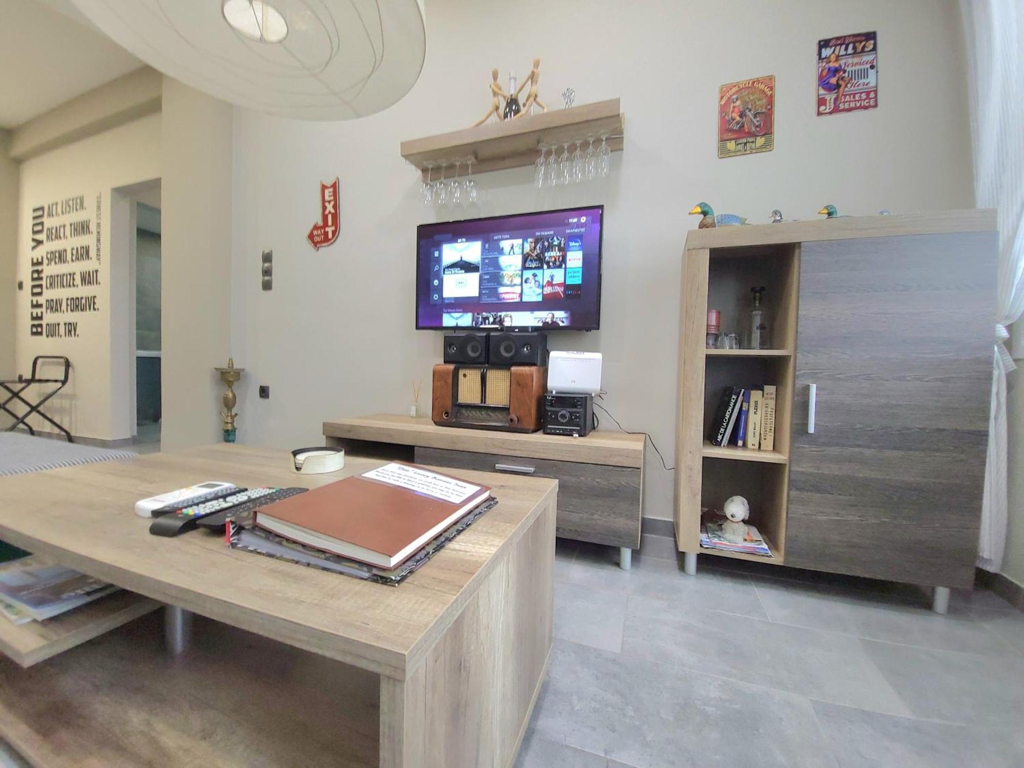 “Zeus”, Stylish Luxury Business Suite In The Heart Of Athens. Ngoại thất bức ảnh